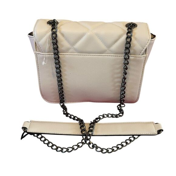 Juicy Couture Off White Quilted Crossbody w/Gun Metal Hearts & Shoulder Strap. - Picture 6 of 8